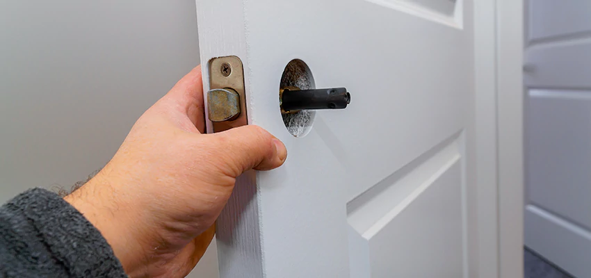 Nighttime Locksmith For Lock Repair in Palm Coast, FL