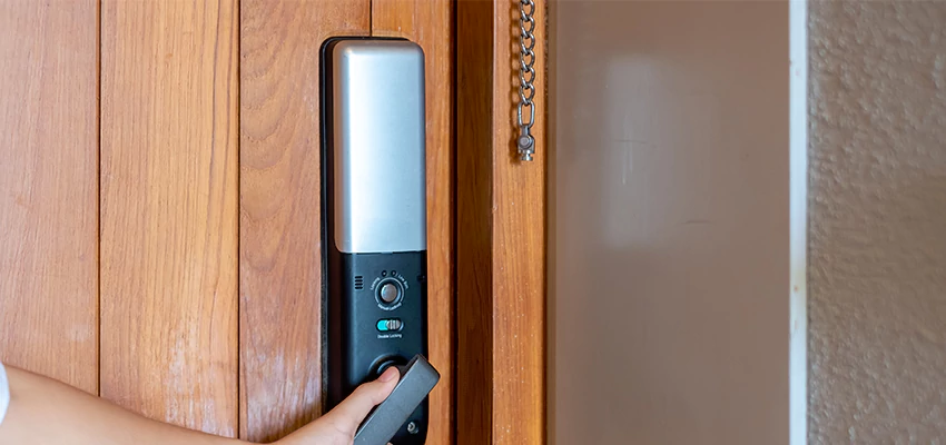 Home Security Electronic Locks Upgrades in Palm Coast, FL